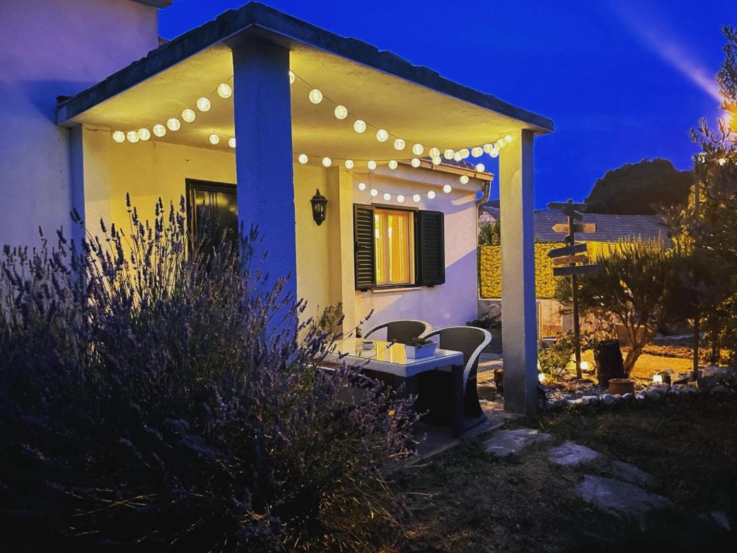 Vacation House Lavanda New! Heated Pool Zadvarje 外观 照片