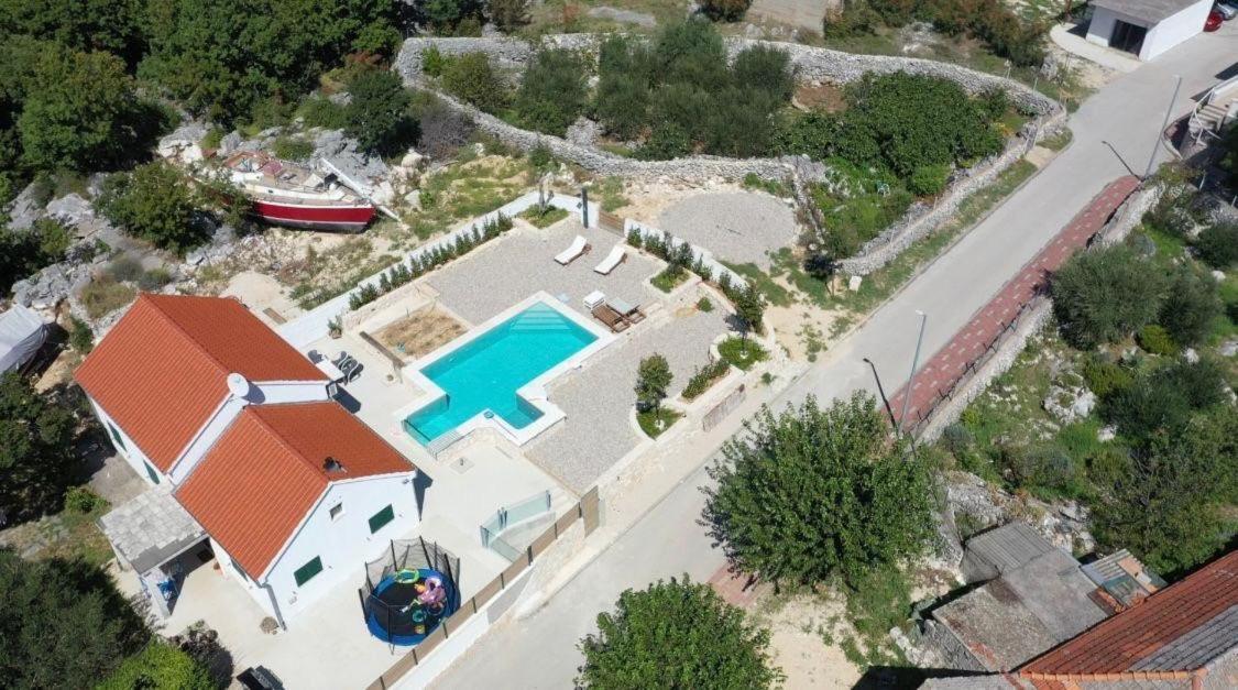 Vacation House Lavanda New! Heated Pool Zadvarje 外观 照片