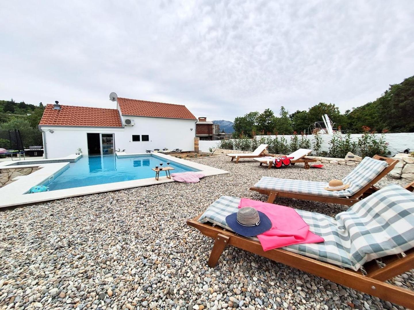 Vacation House Lavanda New! Heated Pool Zadvarje 外观 照片