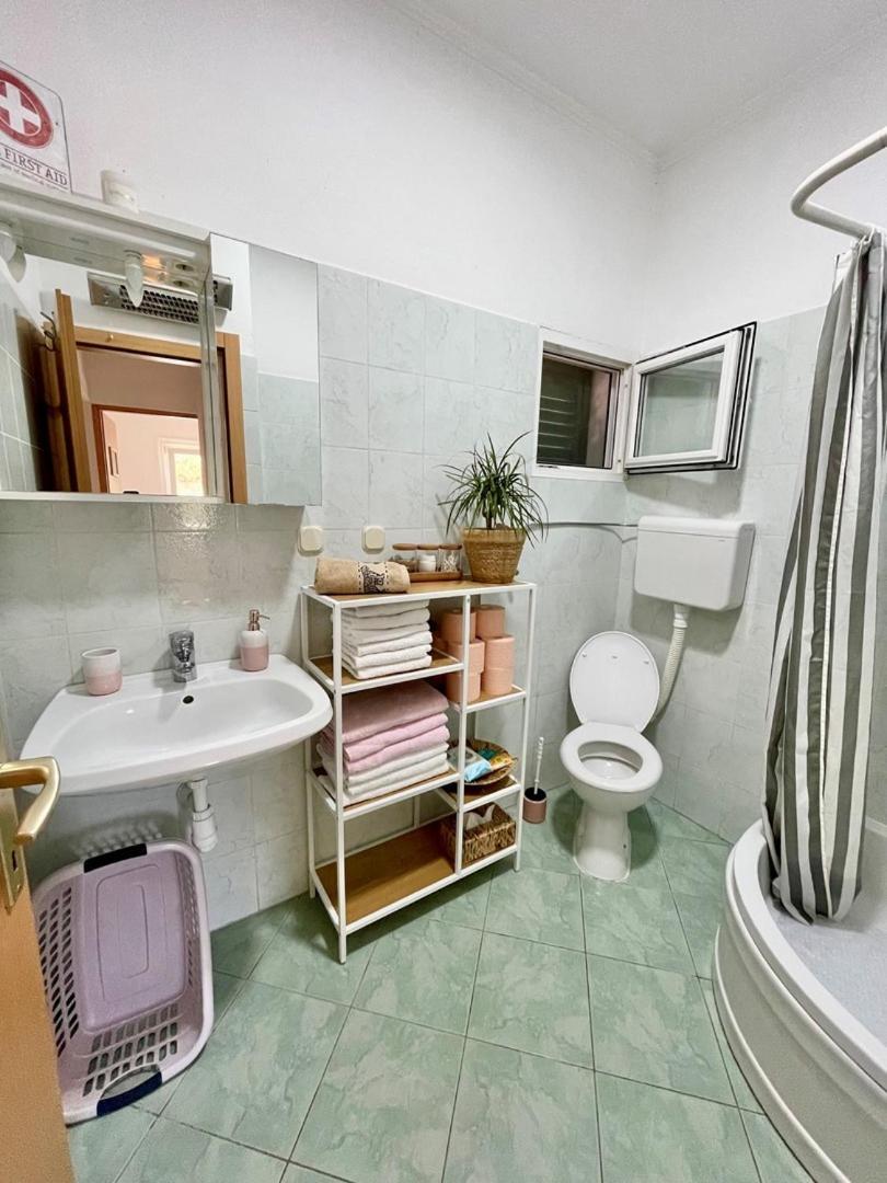 Vacation House Lavanda New! Heated Pool Zadvarje 外观 照片